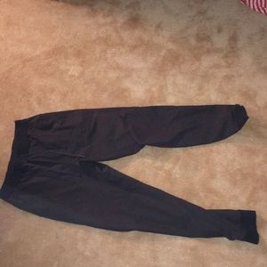 Men’s lulu joggers